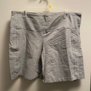 Women’s gray biker shorts